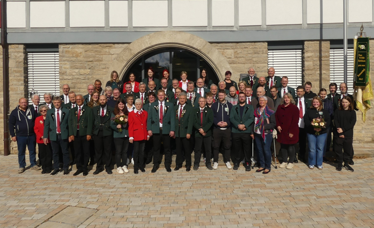 Gruppenfoto zum 100-jährigen Jubiläum 2025